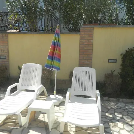Mile Lägenhet Poreč